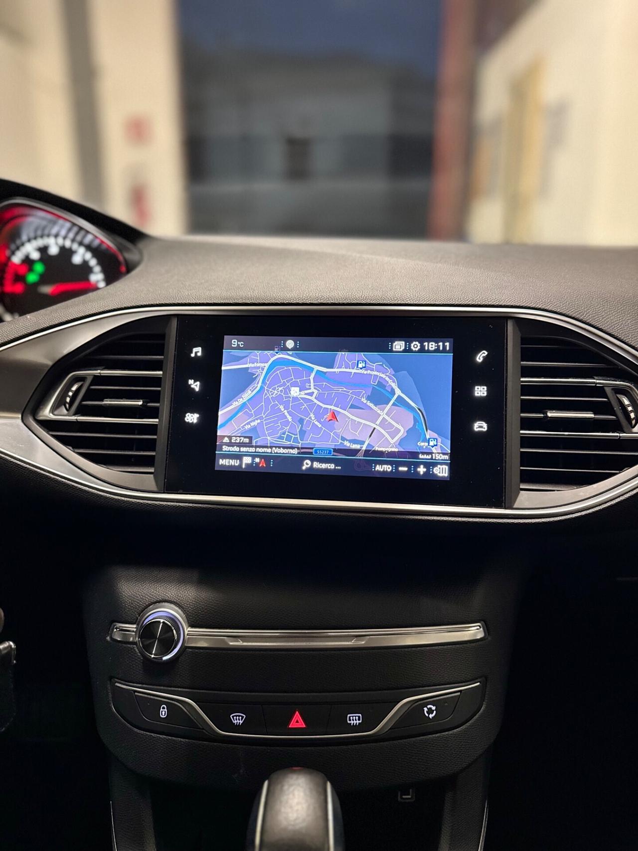 Peugeot 308 BlueHDi 130 S&S Active