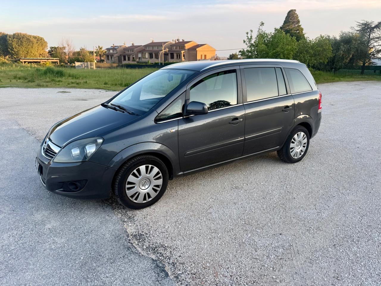 Opel Zafira ECOm 7posti 1.6 turbo benzina metano