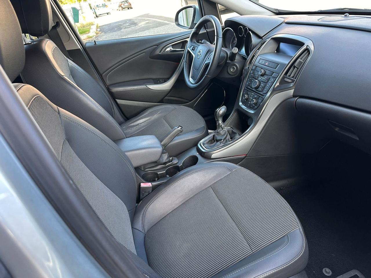 Opel Astra 1.7 CDTI 110CV EcoFLEX S&S 5 porte Cosmo