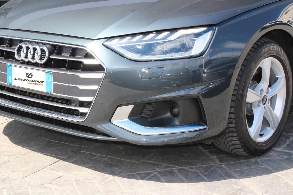 Audi A4 Avant 30 2.0 tdi mhev Business Advanced 136cv s-tronic