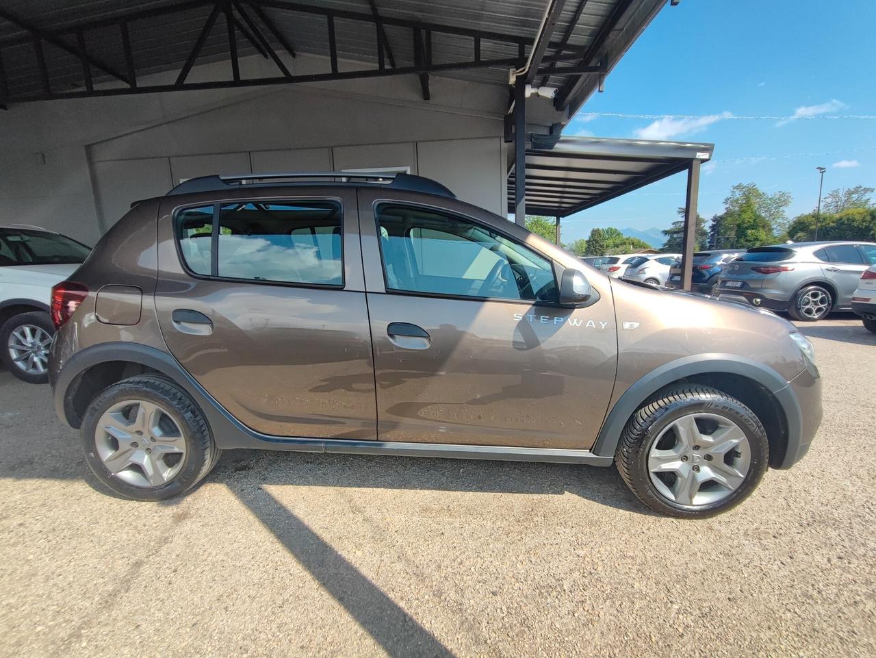 Dacia Sandero Stepway 0.9 TCe Turbo GPL 90 CV S&S Comfort