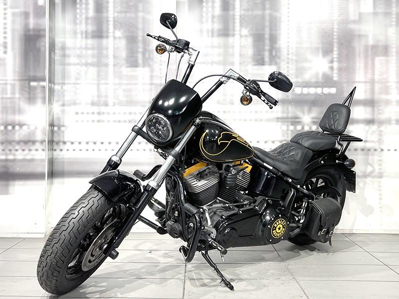 Harley Davidson Softail Blackline 1584