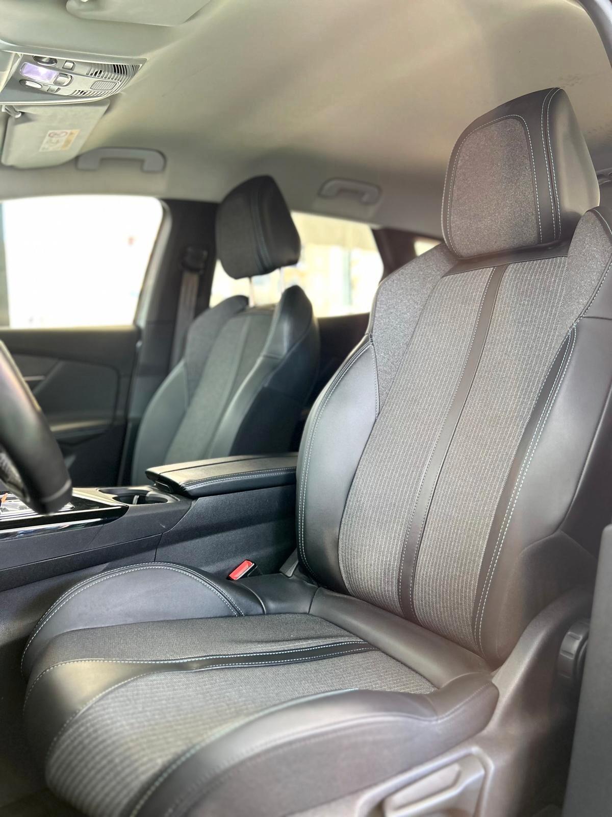 Peugeot 3008 BlueHDi 1.5 Diesel 130 S&S EAT8 Allure