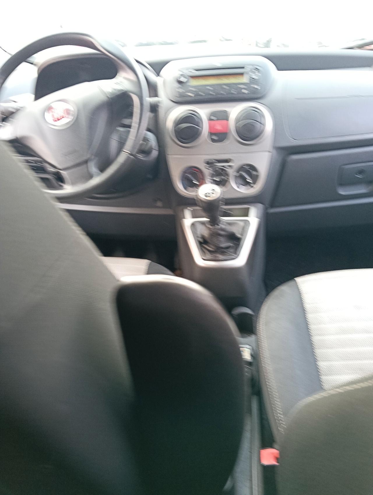 Fiat Qubo 1.3 MJT 75 CV Trekking