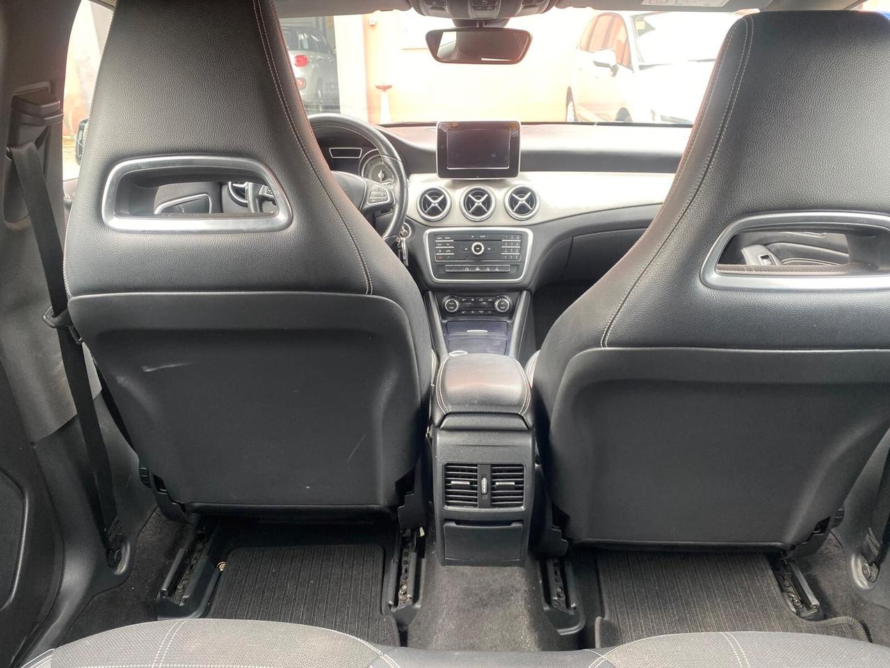 Mercedes-benz CLA 200 d S.W. Automatic Premium