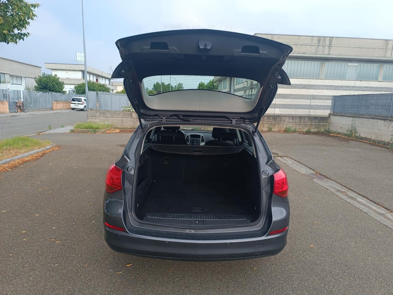 Opel Astra 1.4 benzina SW SOLAMENTE 99.000 KM