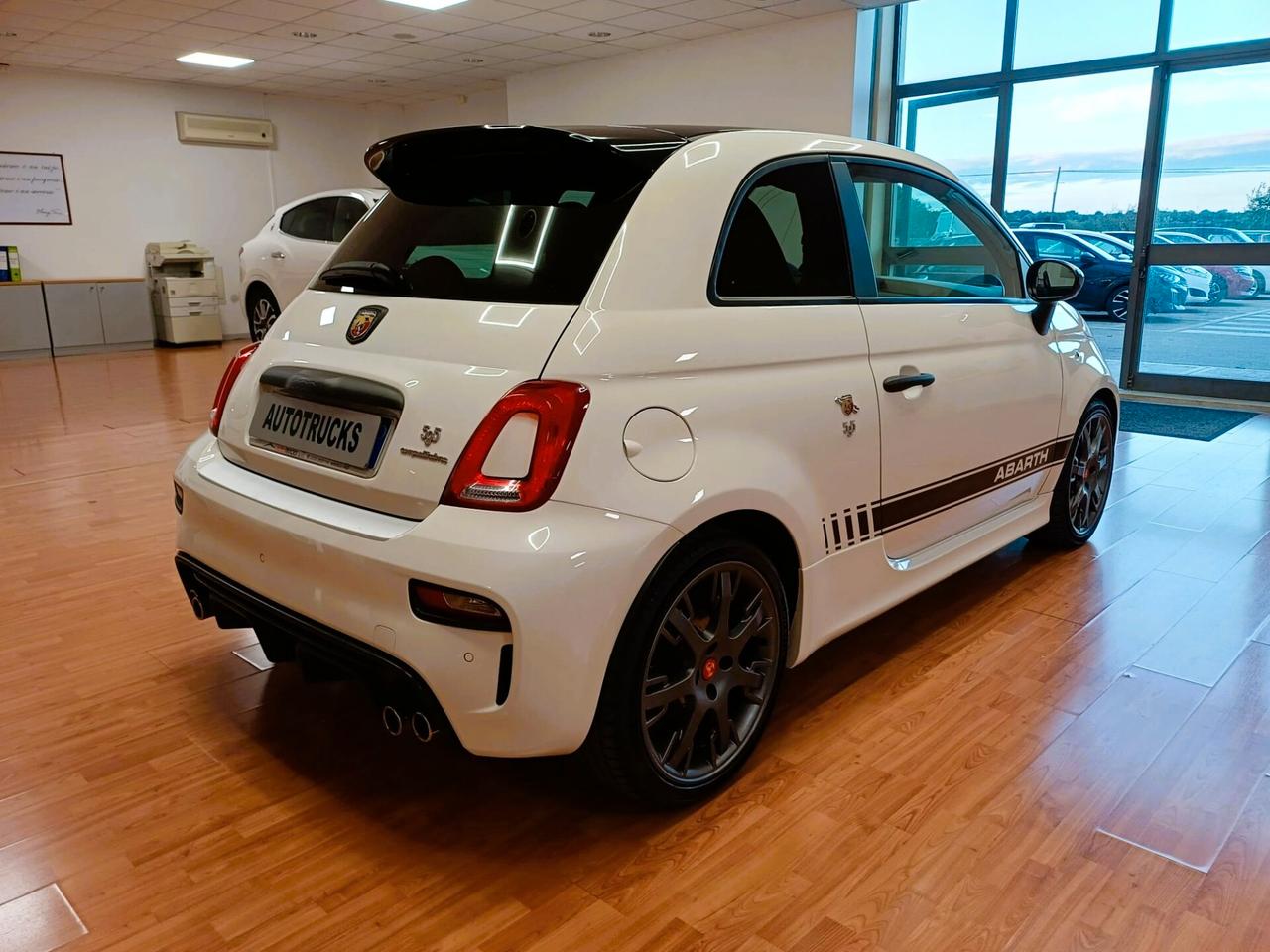 Abarth 595 COMPETIZIONE SABELT