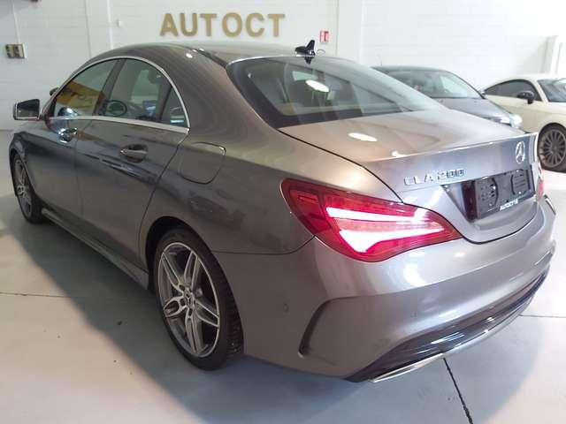 Mercedes-Benz CLA 200 Premium auto