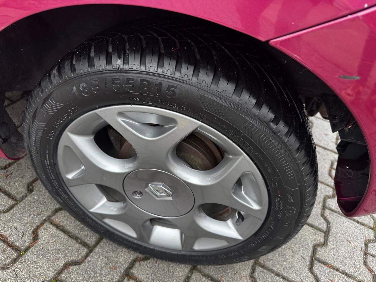 Renault Twingo 1.2 neopatentati unico proprietario