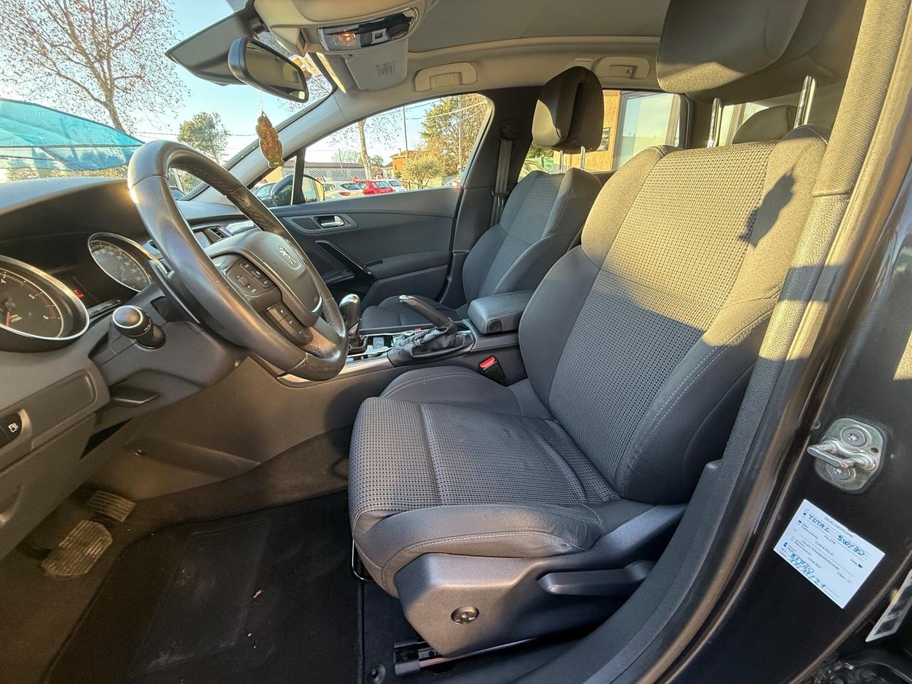 Peugeot 508 1.6 e-HDi 115CV cambio robotizzato S&S SW Ciel Business