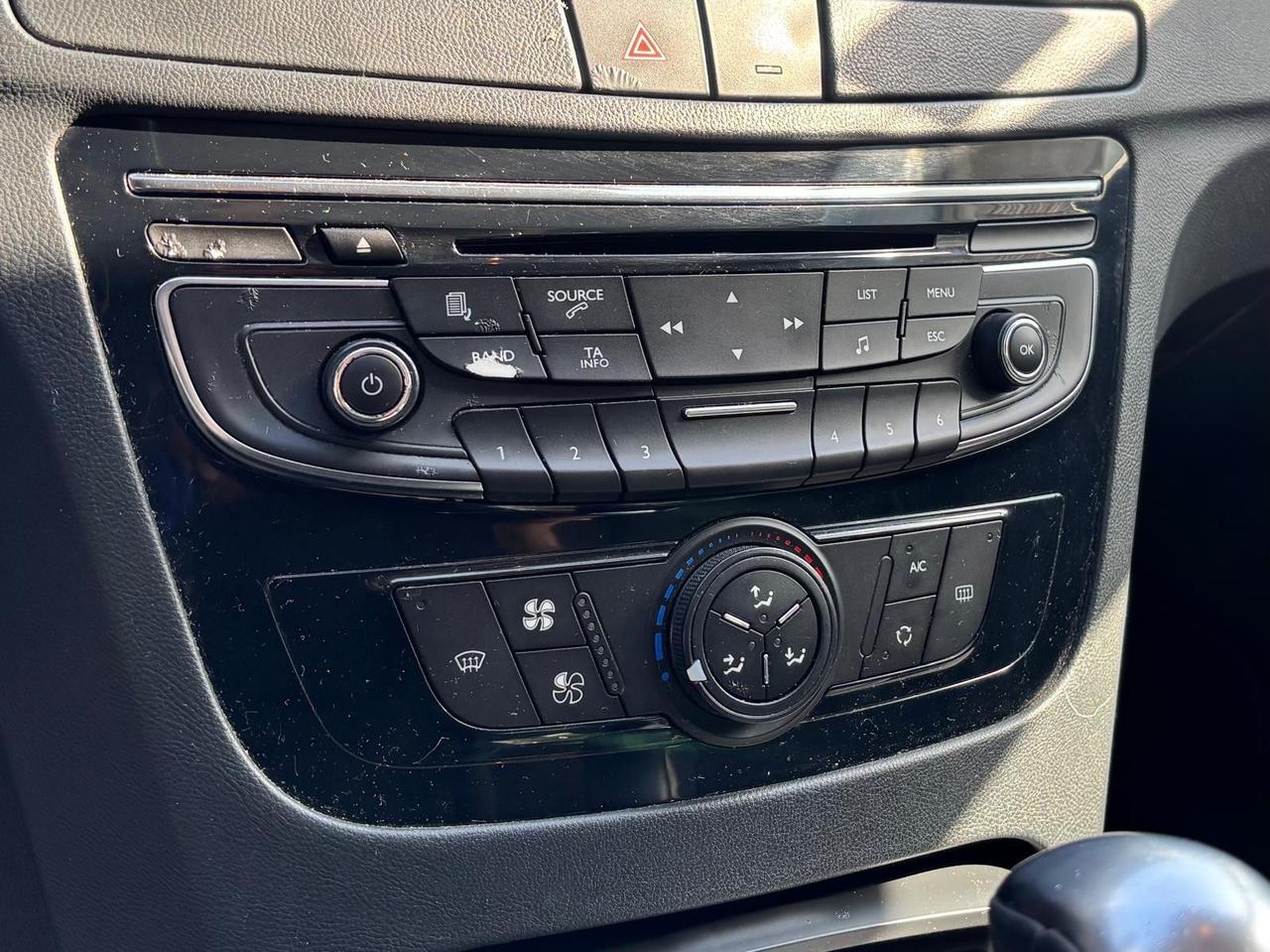 Peugeot 508 1.6 e-HDi 115CV cambio robotizzato S&S Allure