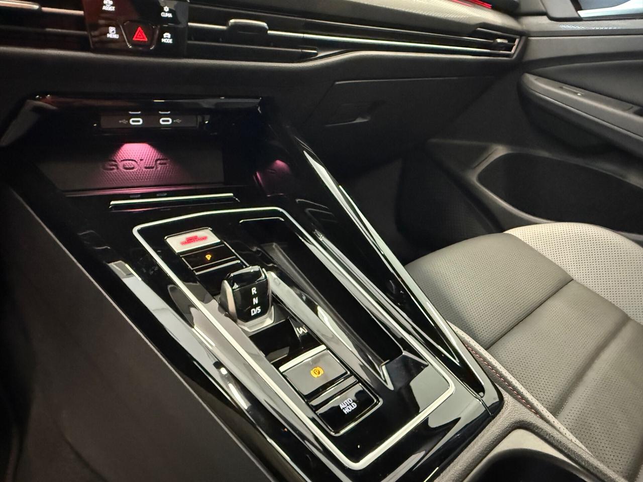 Volkswagen Golf GTI Golf 2.0 TSI GTI DSG PERFORMANCE TETTO