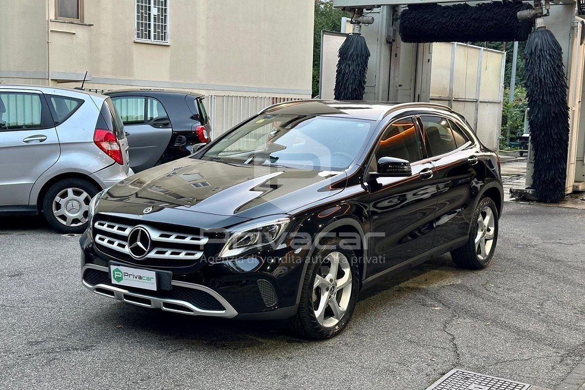 MERCEDES GLA 200 d Automatic Sport