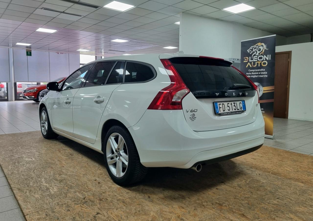 VOLVO V60 2.0 DIESEL D2 KINETIC N1 AUTOCARRO