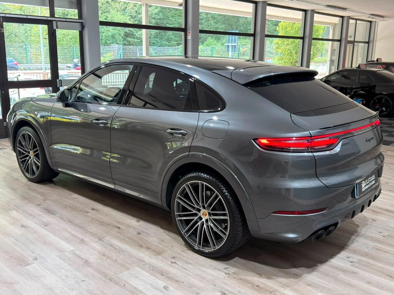 PORSCHE CAYENNE COUPE 3.0 340cv E-HYBRID FULL