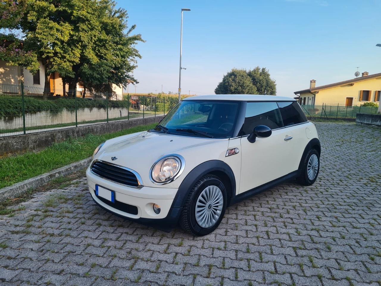Mini One 1.4i 16V Ray OK NEOPATENTATI