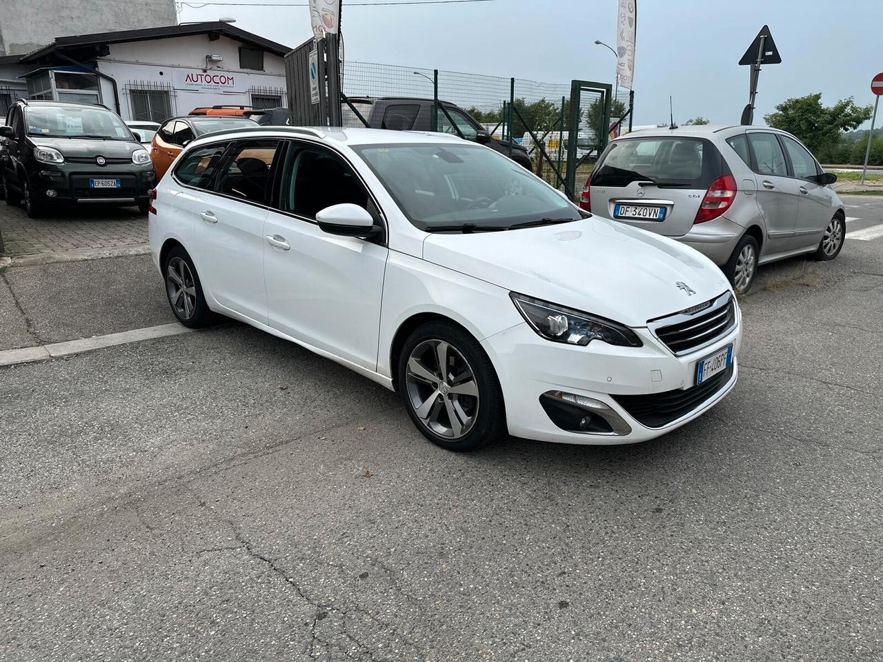 Peugeot 308 BlueHDi 120 S&S EAT6 SW GT Line