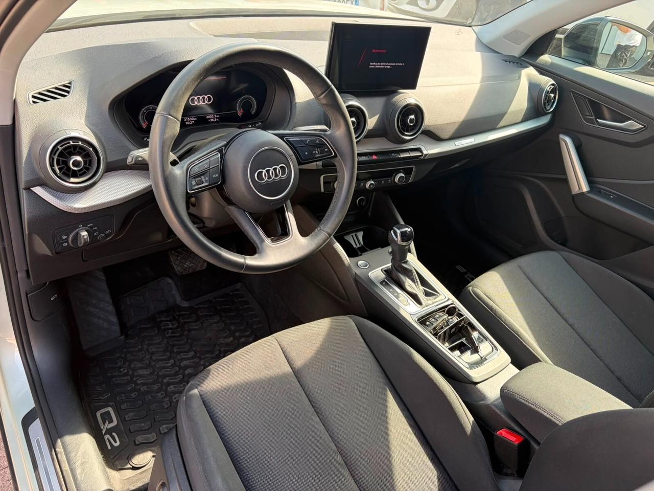 Audi Q2 35 TDI quattro S tronic Business