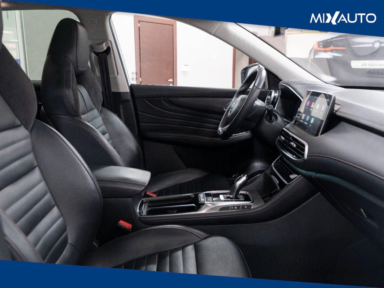 MG HS 1.5T DCT Luxury 2WD AUTO