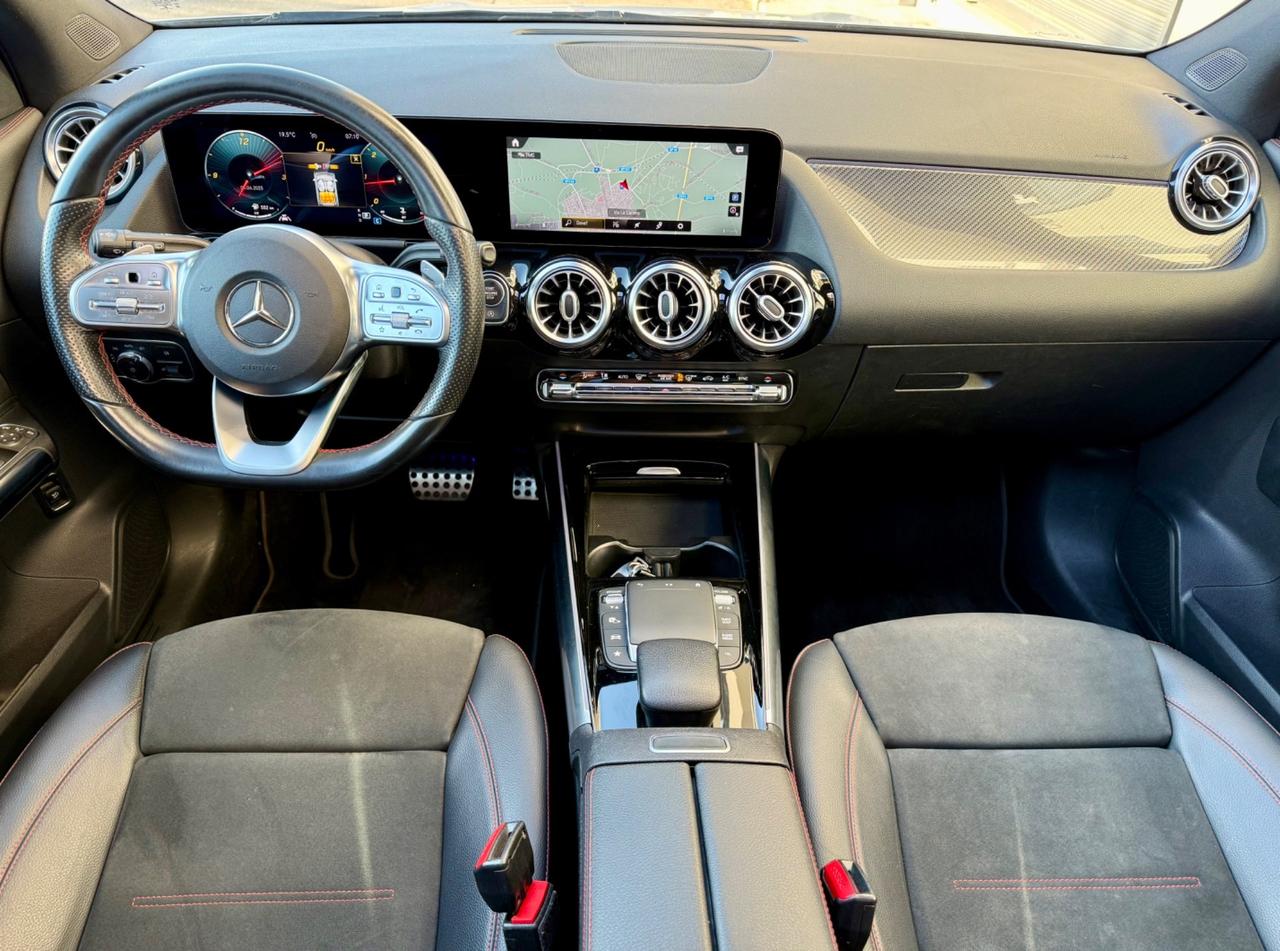 Mercedes GLA 200d PREMIUM 150CV TETTO/LUCI AMB