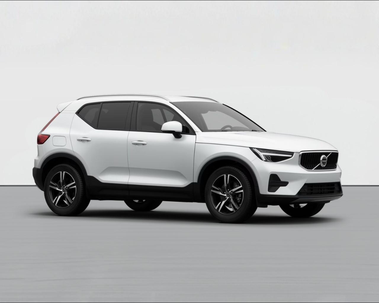 VOLVO XC40 CORE B3 AUTO PREZZO PROMO FINO A FINE MESE