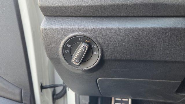 VOLKSWAGEN T-Roc 1.0 TSI R-Line PERMUTE OK NEOPAT. UNICOPROPR.