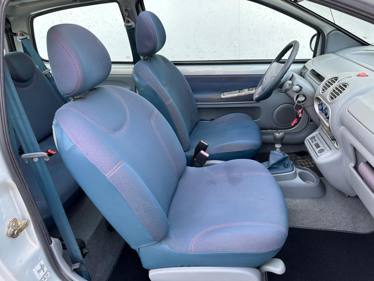 Renault Twingo 1.2i Unico Proprietario Neopatentati