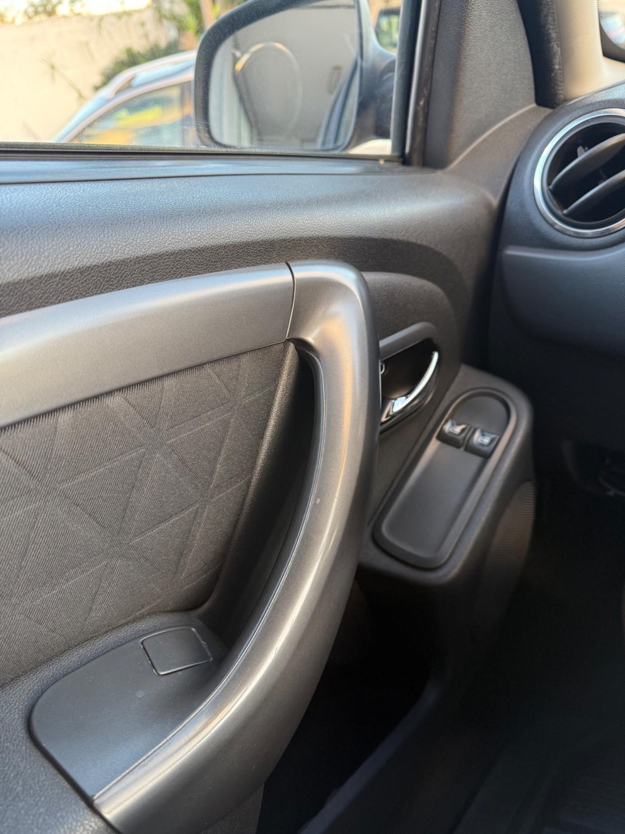 Dacia Duster 1.6 110CV 4x2 GPL