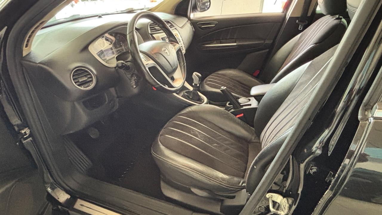 Lancia Delta 1.4 T-Jet 120 CV Silver Ecochic GPL