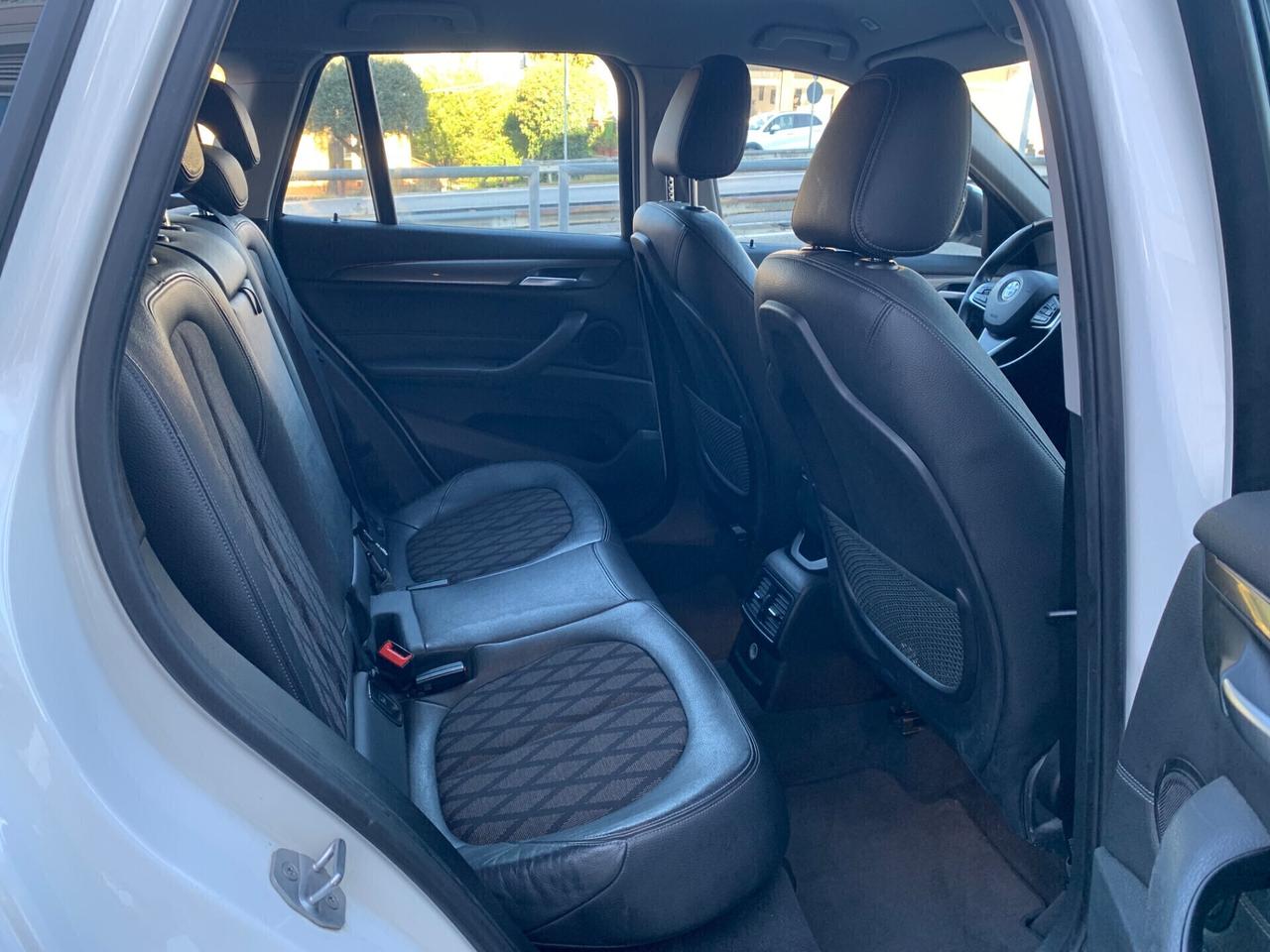 BMW X1 18D XDRIVE X-LINE