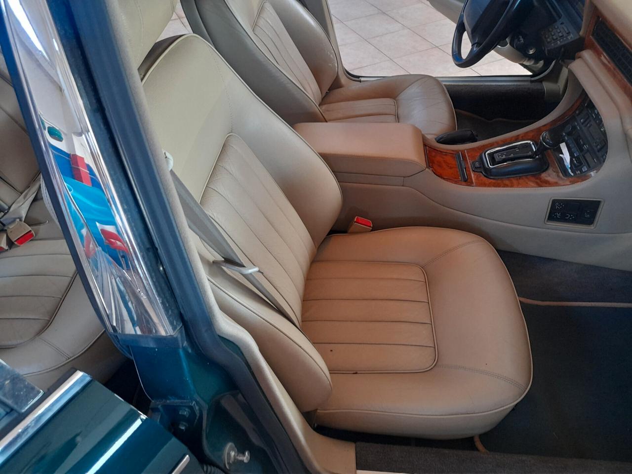 Jaguar Daimler 4.0