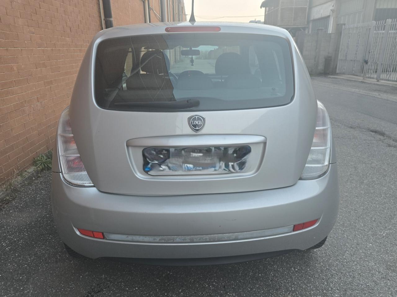 Lancia Ypsilon 1.2 Argento GPL!!!