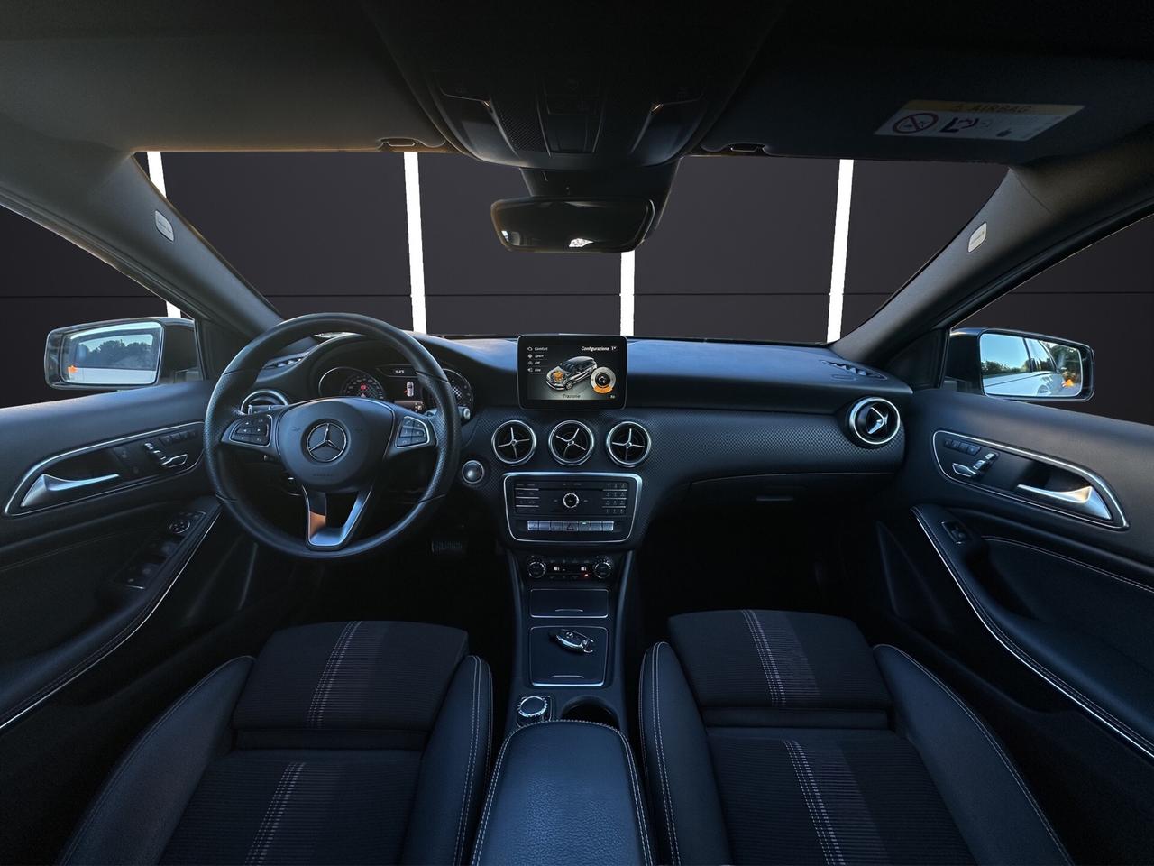 Mercedes-benz A 200 d Automatic Sport NEXT - NIGHT PACK FULL OPTIONAL