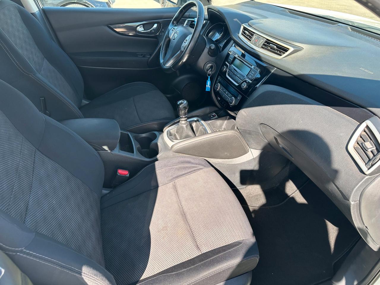 Nissan Qashqai 1.5DCI*LED*MP3*BLUETOOTH*CRUISE*250€ AL MESE*