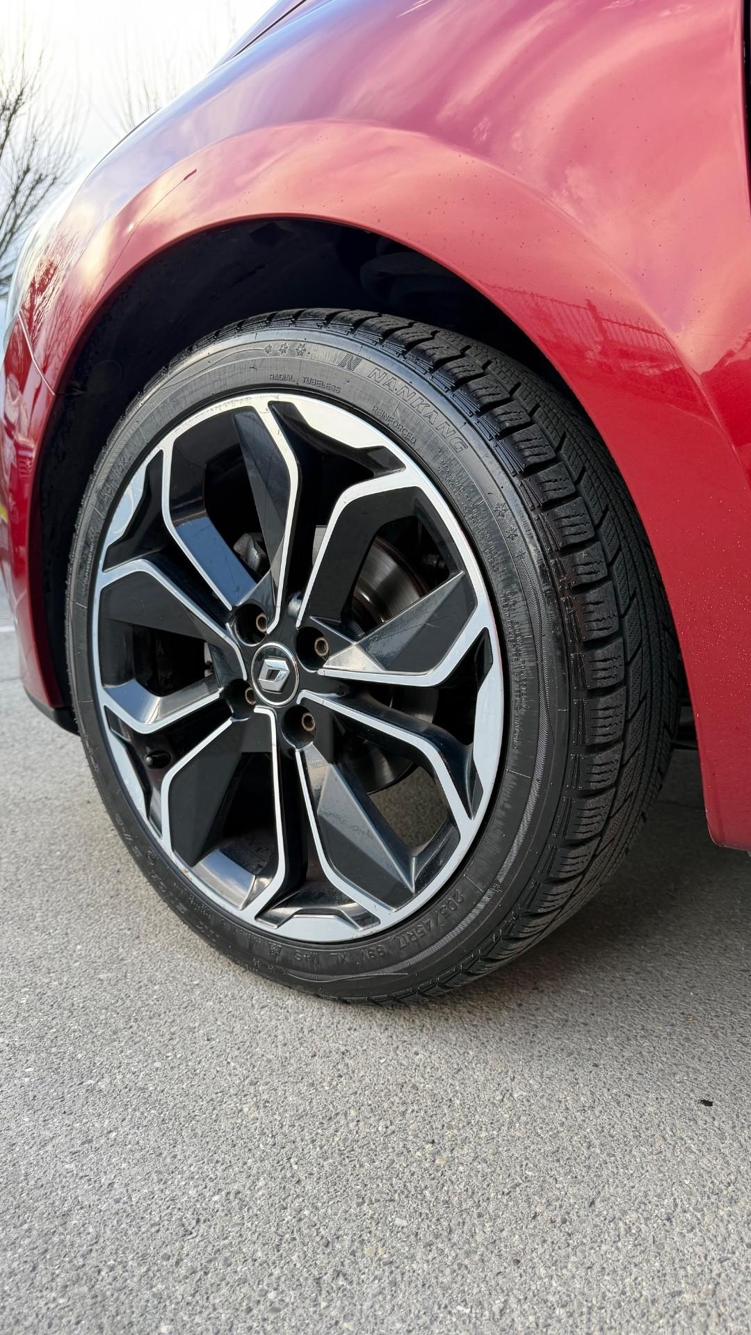 Renault Clio TCe 12V 90CV Start&Stop 5 porte Energy Intens