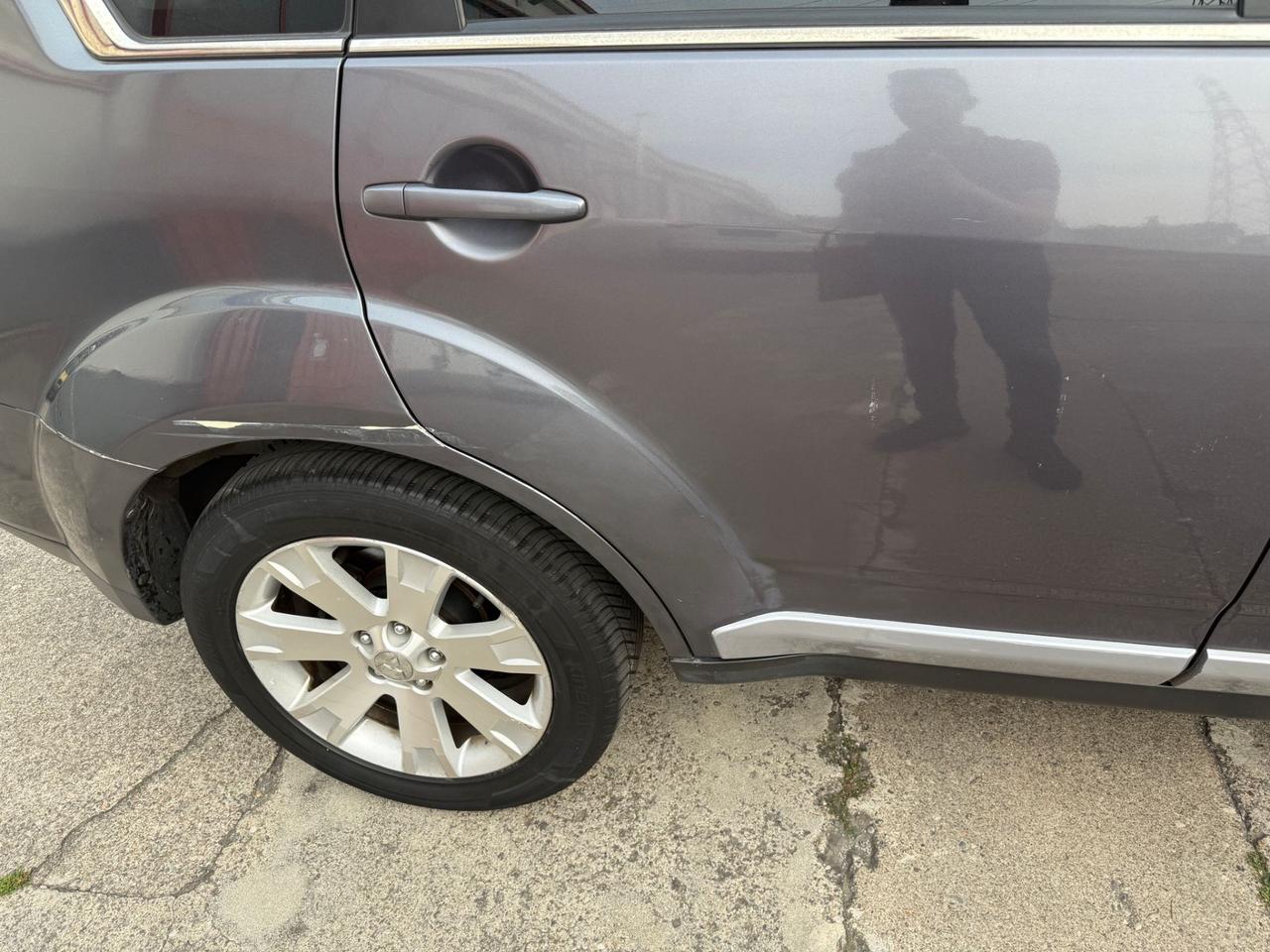 Mitsubishi Outlander 2.4 MIVEC Instyle 7 p.ti