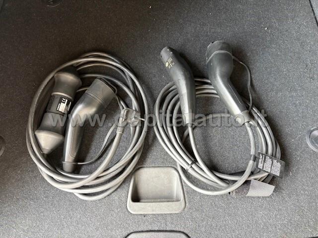 Volvo XC40 15 T4 Plug-in Hybrid auto NETTO 13600