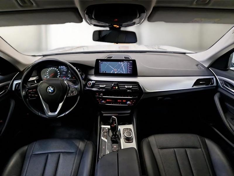 BMW 520 xDrive Business Auto MH48V Touring