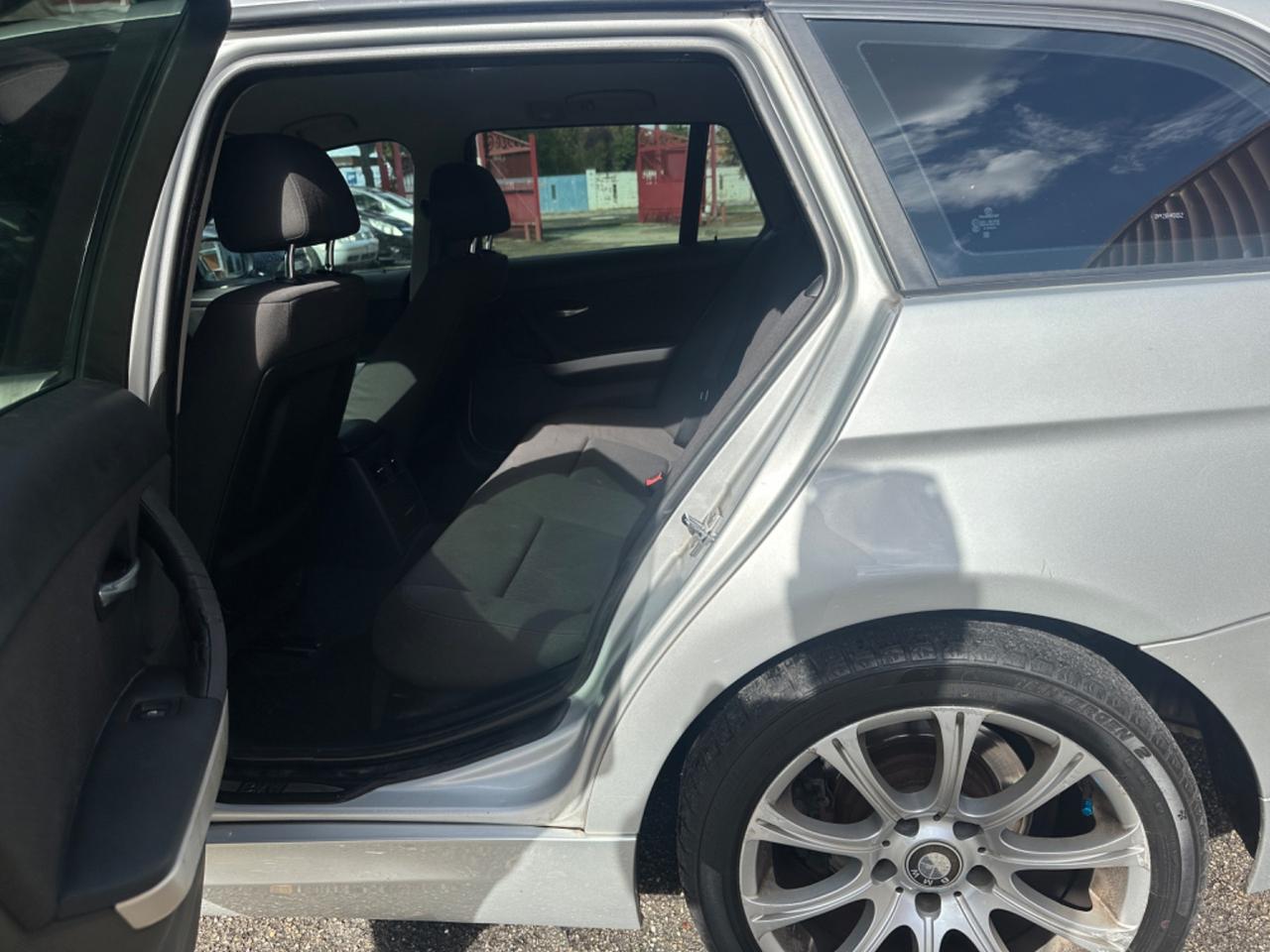 Bmw 320 320d cat Touring Attiva