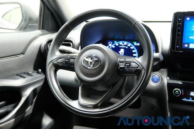 TOYOTA Yaris Cross 1.5 HYBRID 5PORTE E-CVT AWD-I 4x4 TREND FULL LED
