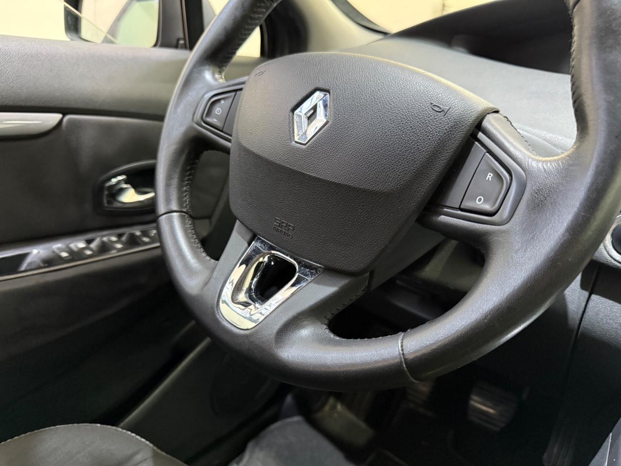 Renault Grand Scenic dCi 8V 110 CV LIMITED 7 POSTI