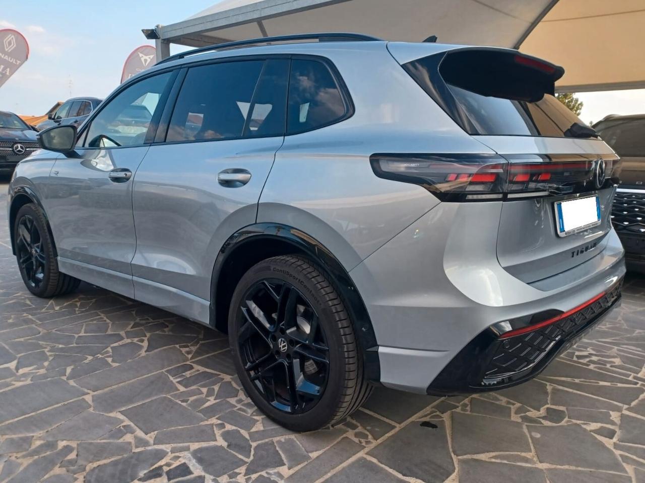 Volkswagen Tiguan 2.0 TDI 150 CV DSG R-Line