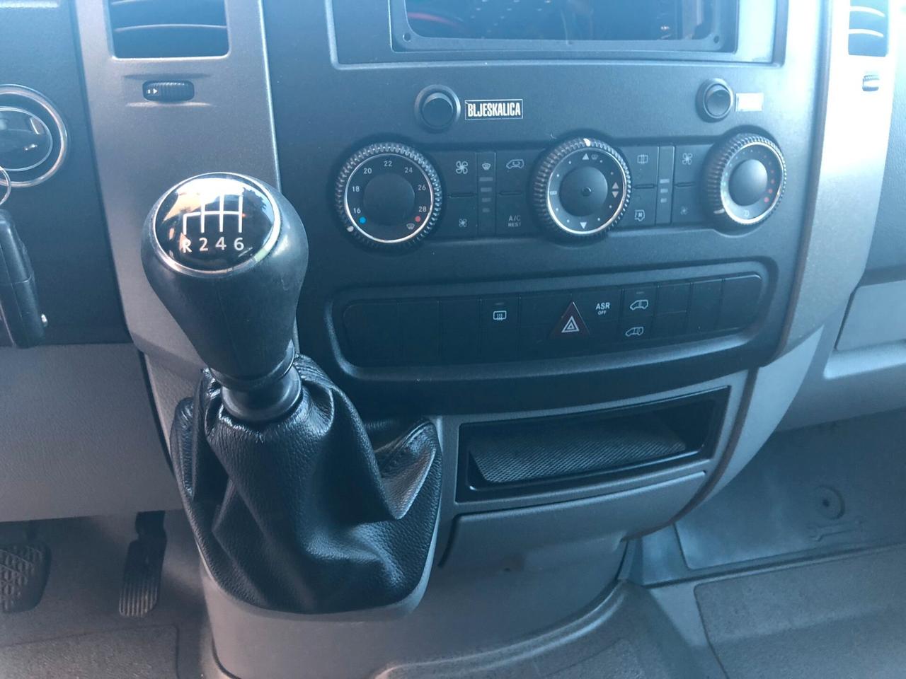 Volkswagen Crafter 9 POSTI