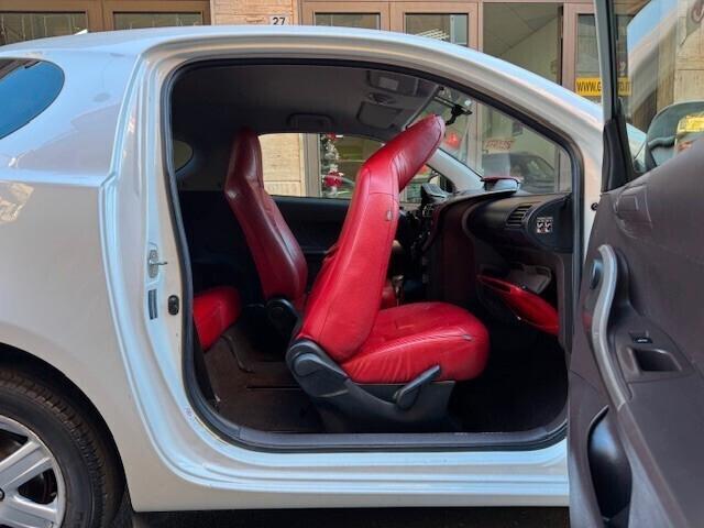 Toyota iQ 1.0 Sol - Cambio Automatico