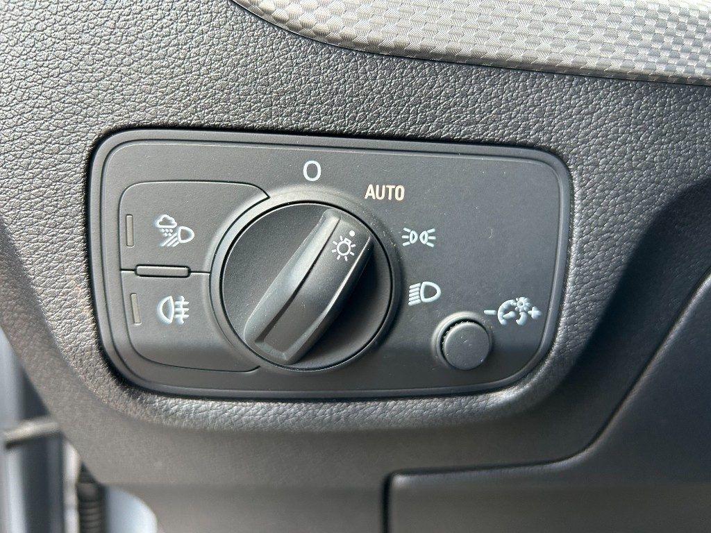 Audi Q2 30 TFSI Admired Advanced