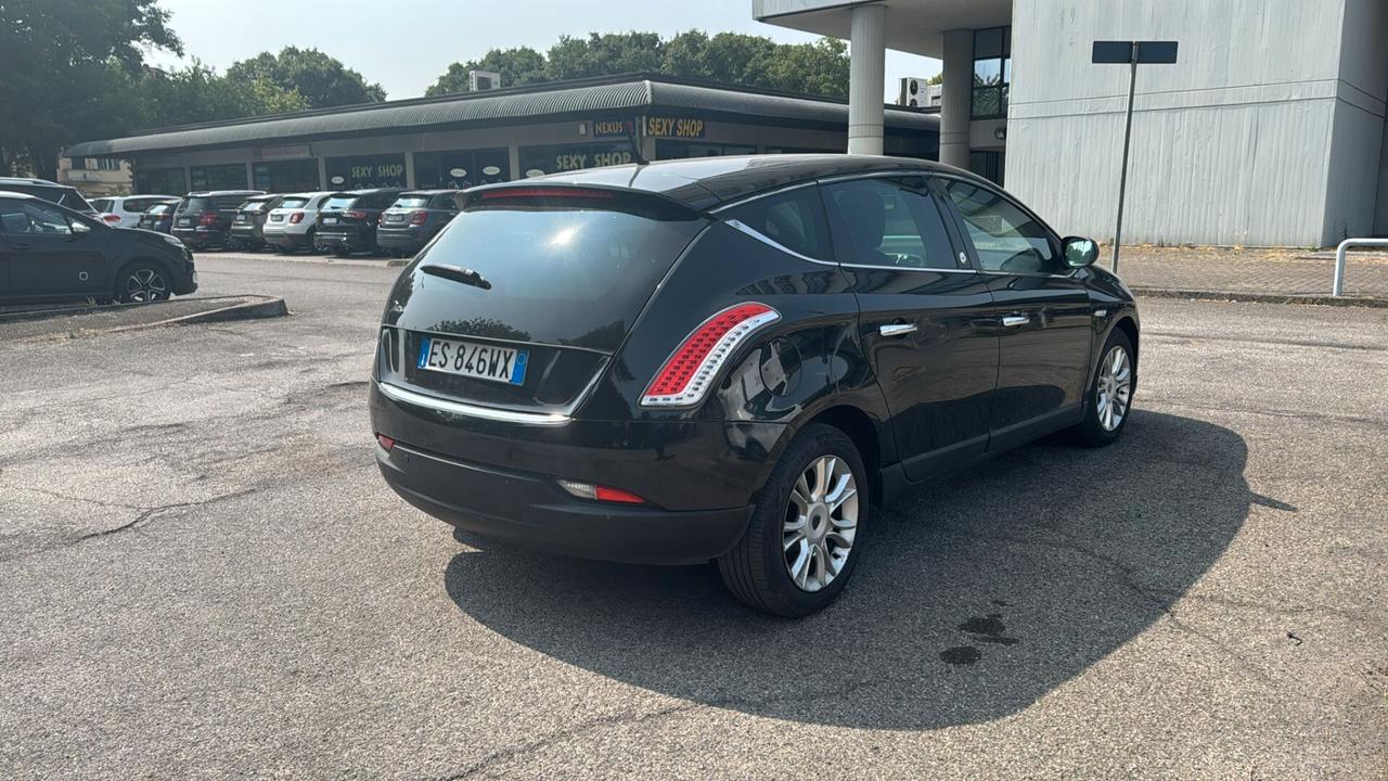 Lancia Delta 1.4 T-Jet 120 CV Silver Ecochic GPL