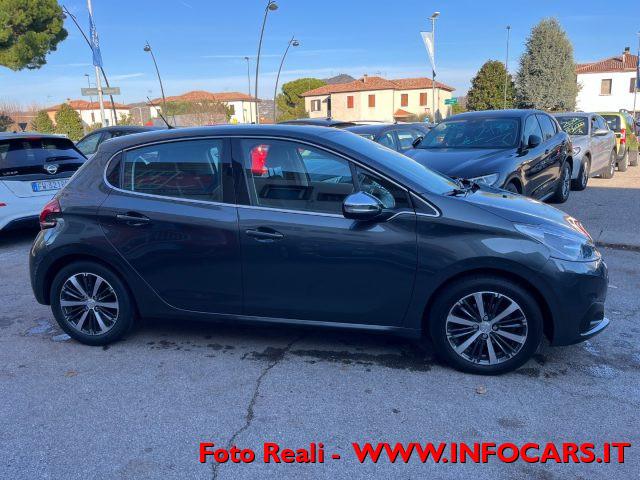 PEUGEOT 208 VTi PureTech 82 5 porte Allure NEOPATENTATI