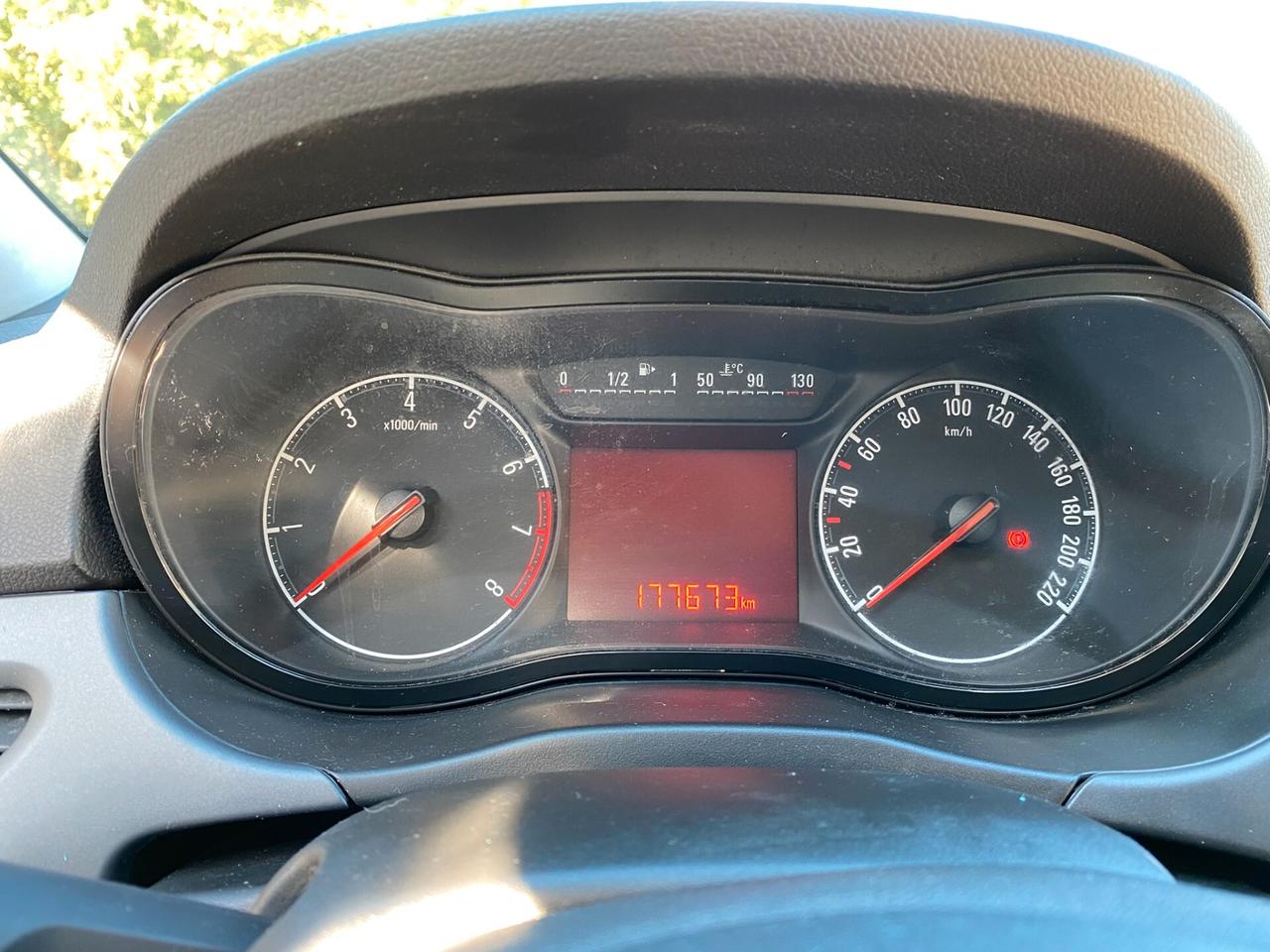 Opel Corsa 1.2 5 porte