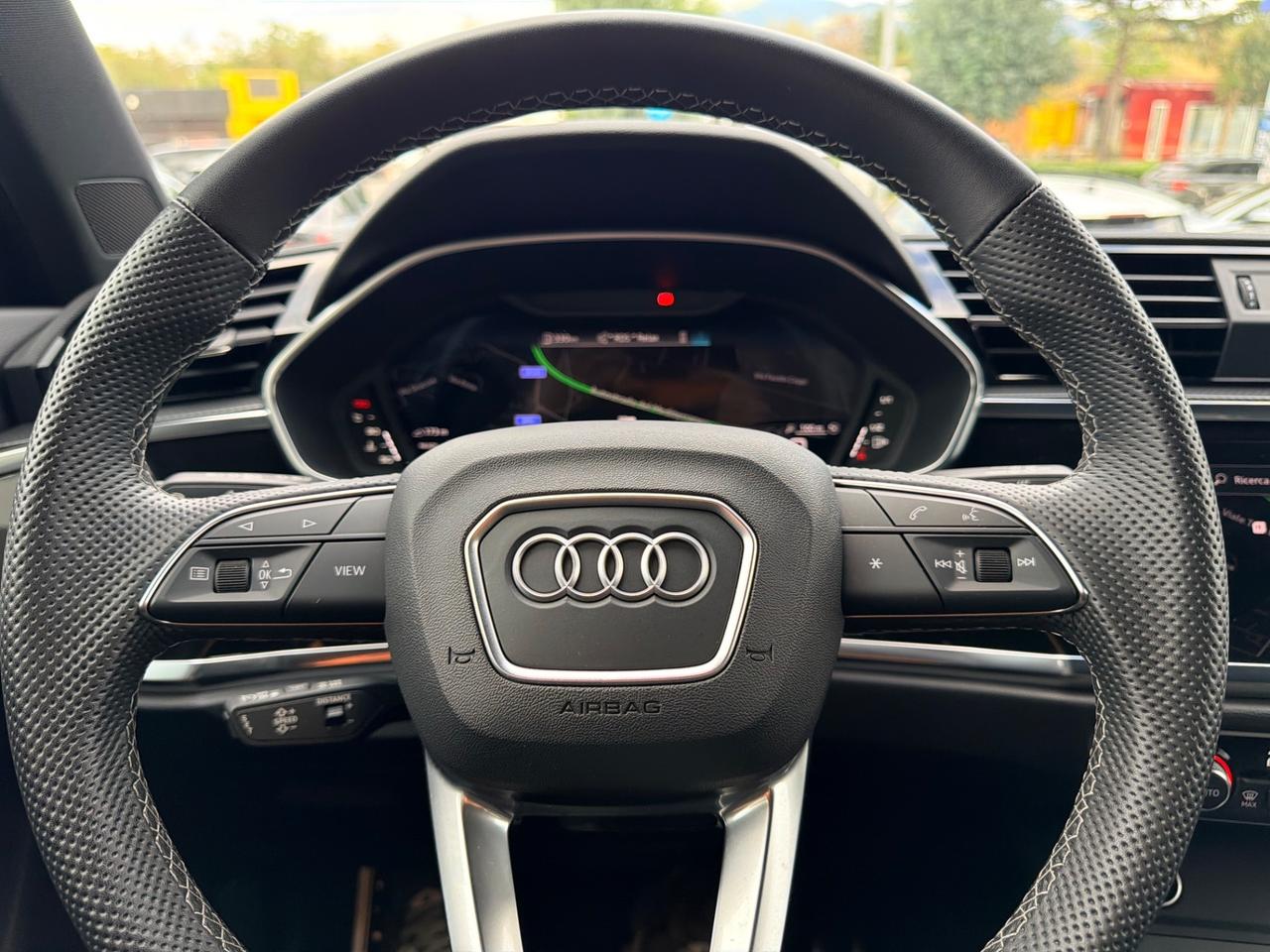 Audi Q3 35 150cv TDI S tronic line edition