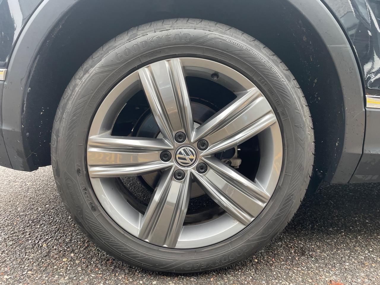 Volkswagen Tiguan 2.0 TDI 4 Motion*Automatik*Navi*Cerchi*